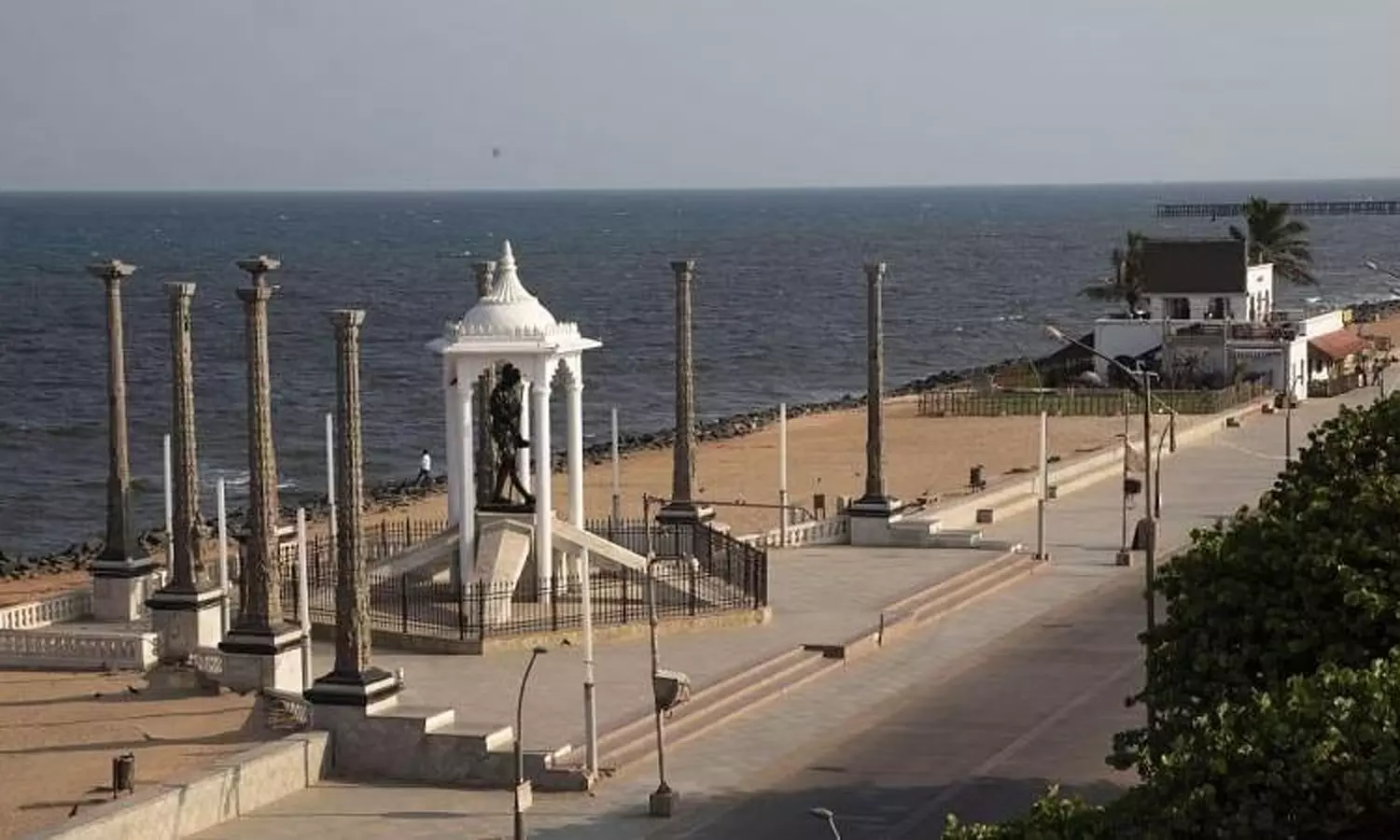 புதுச்சேரியில் மீண்டும் மின் கட்டணம் உயர்கிறது புதுச்சேரியில் மீண்டும் மின் கட்டணம் உயர்கிறது