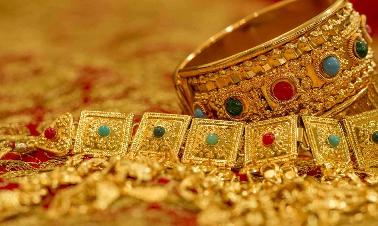 GOLD PRICE TODAY: ஒரே நாளில் 2-வது முறையாக உயர்ந்த தங்கம் விலை- குடும்ப தலைவிகள் அதிர்ச்சி