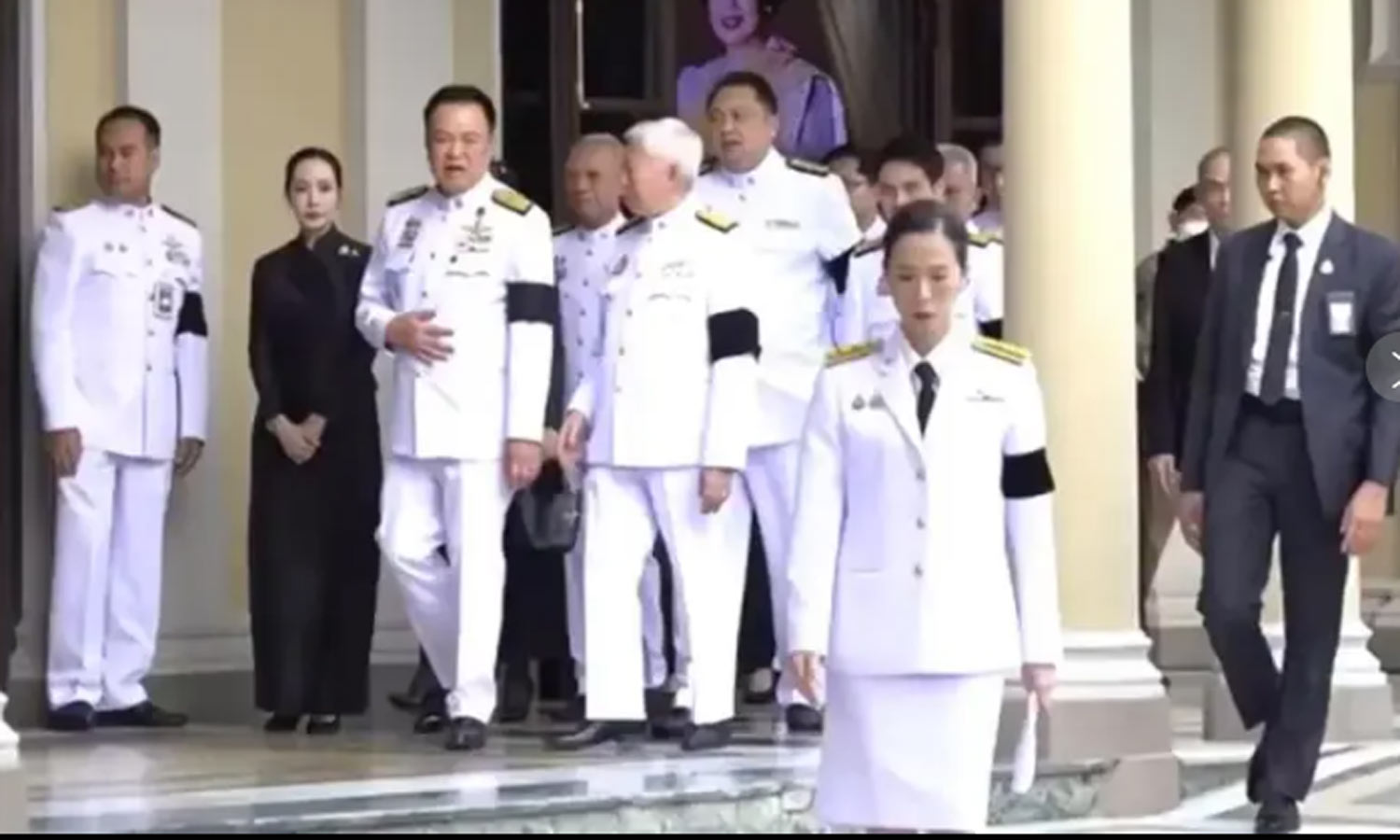 தாய்லாந்து நாடாளுமன்றம் கலைப்பு: அடுத்த ஆண்டில் தேர்தல்