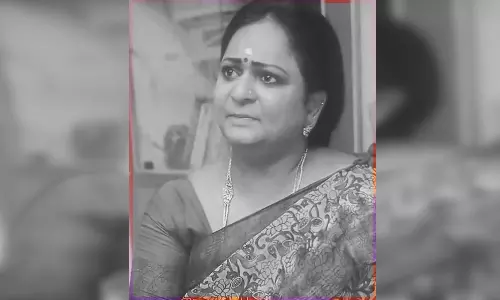 பிரபல சீரியல் நடிகை ராஜேஸ்வரி தற்கொலை பிரபல சீரியல் நடிகை ராஜேஸ்வரி தற்கொலை