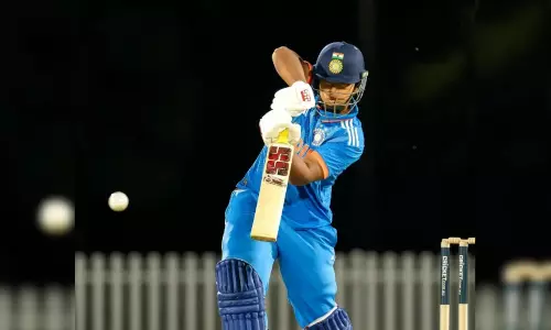 U19 ஆசிய கோப்பை: இந்தியா, பாகிஸ்தான் அபார வெற்றி! U19 ஆசிய கோப்பை: இந்தியா, பாகிஸ்தான் அபார வெற்றி!