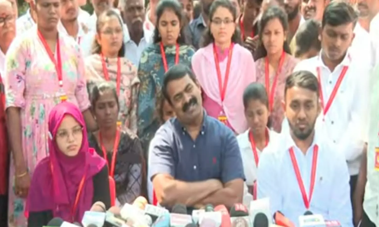 ஆர்.எஸ்.எஸ். நிகழ்ச்சியில் கலந்து கொண்டது ஏன்? - சீமான் விளக்கம் ஆர்.எஸ்.எஸ். நிகழ்ச்சியில் கலந்து கொண்டது ஏன்? - சீமான் விளக்கம்