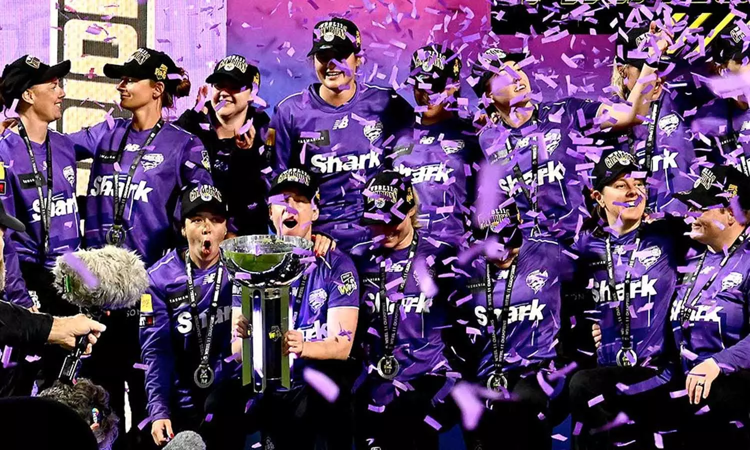 மகளிர் பிக்பாஷ் லீக்: முதல் முறை சாம்பியன் பட்டம் வென்றது ஹோபர்ட் ஹரிகேன்ஸ் மகளிர் பிக்பாஷ் லீக்: முதல் முறை சாம்பியன் பட்டம் வென்றது ஹோபர்ட் ஹரிகேன்ஸ்