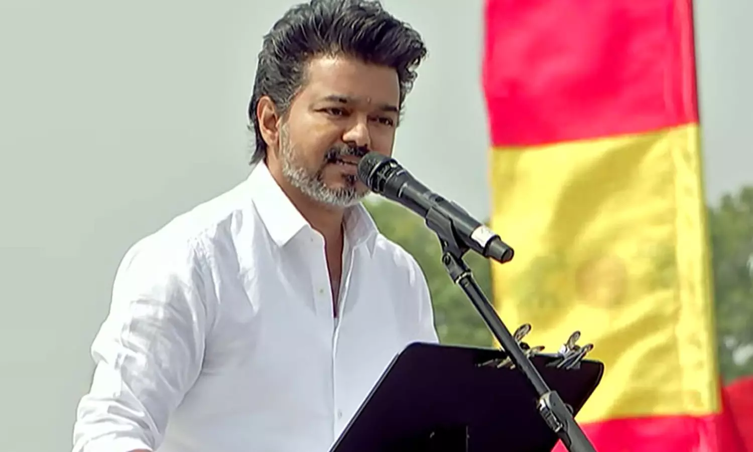 வேட்பாளர்களை விஜயே அறிவிப்பார் - த.வெ.க. அறிவிப்பு வேட்பாளர்களை விஜயே அறிவிப்பார் - த.வெ.க. அறிவிப்பு