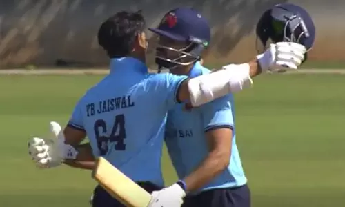 சையத் முஷ்டாக் அலி கோப்பை: ஜெய்ஸ்வால் அதிரடி சதம்- அரியானாவை வீழ்த்தியது மும்பை சையத் முஷ்டாக் அலி கோப்பை: ஜெய்ஸ்வால் அதிரடி சதம்- அரியானாவை வீழ்த்தியது மும்பை