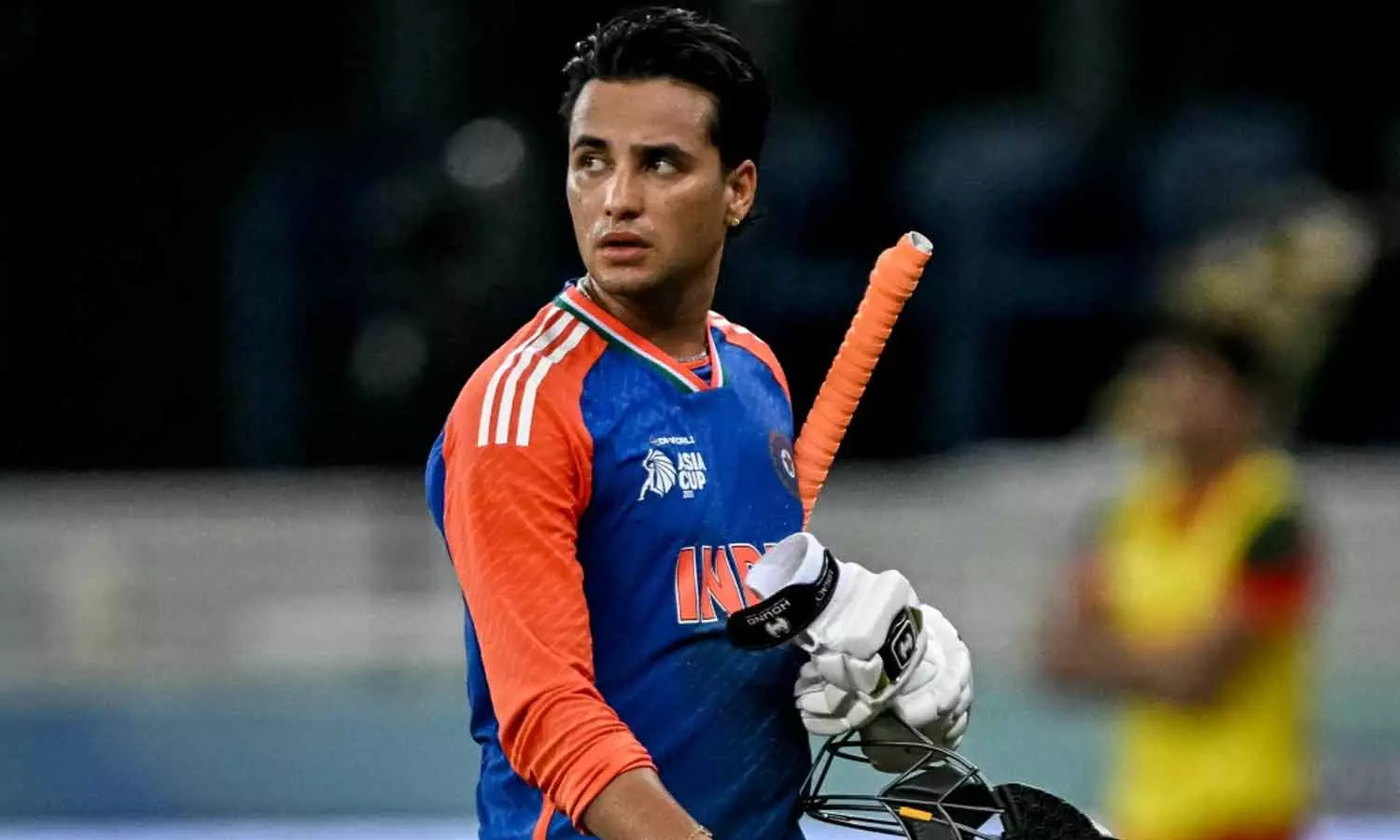 சிக்சரில் வித்தியாசமான சாதனை படைத்த அபிஷேக் சர்மா சிக்சரில் வித்தியாசமான சாதனை படைத்த அபிஷேக் சர்மா