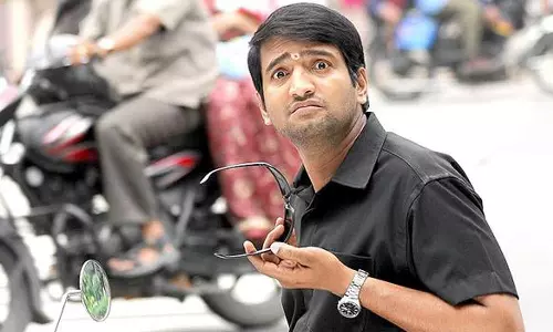 அடிகளுக்கு கவலைப்பட்டால் பிழைக்க முடியாது- சந்தானம்