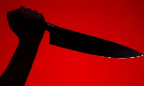 10 ஆம் வகுப்பு மாணவனை வகுப்பறையில் வைத்து கத்தியால் குத்திக் கொன்ற சக மாணவன்