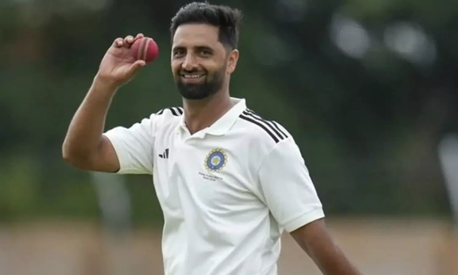 ஐபிஎல் மினி ஏலம்: ஜாக்பாட் அடித்த அன்கேப்ட் பிளேயர் -ஆகிப் நபி தர் 8.40 கோடி ஐபிஎல் மினி ஏலம்: ஜாக்பாட் அடித்த அன்கேப்ட் பிளேயர் -ஆகிப் நபி தர் 8.40 கோடி