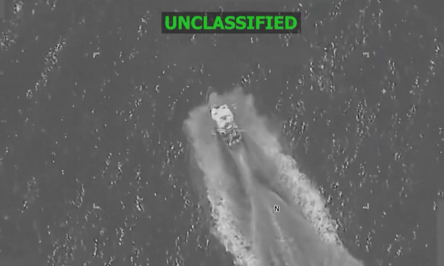 பசிபிக் கடலில் படகுகள் மீது அமெரிக்க ராணுவம் தாக்குதல் - 8 பேர் பலி