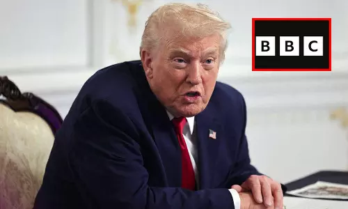 BBC செய்தி நிறுவனத்திடம் ரூ.90,000 கோடி இழப்பீடு கேட்கும் டிரம்ப்