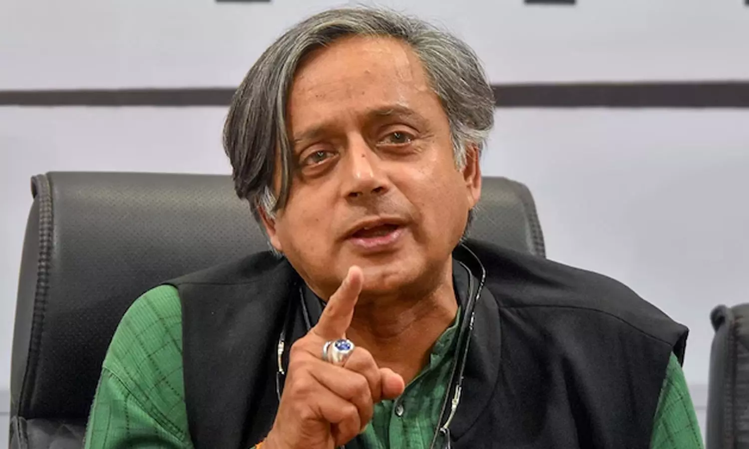 கேரளாவில் T20 ஓவர் போட்டியை நடத்தி இருக்கலாம் - சசி தரூர் கேரளாவில் T20 ஓவர் போட்டியை நடத்தி இருக்கலாம் - சசி தரூர்