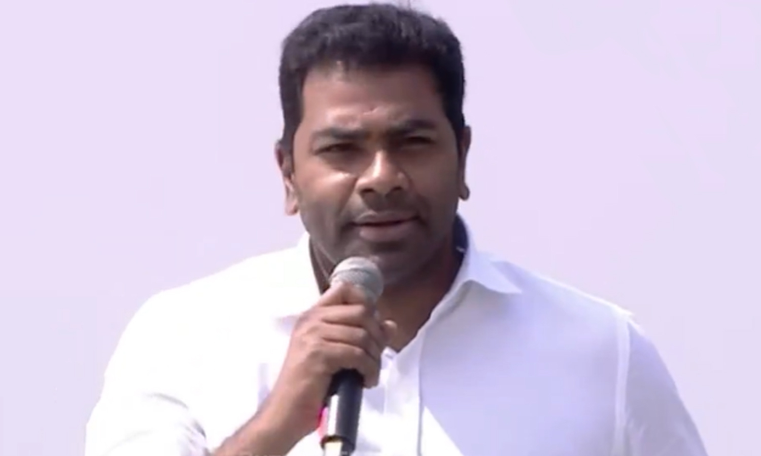 அண்ணன் செங்கோட்டையன் வந்தபிறகு செயின்ட் ஜார்ஜ் கோட்டை உறுதியாகிவிட்டது- ஆதவ் அர்ஜூனா