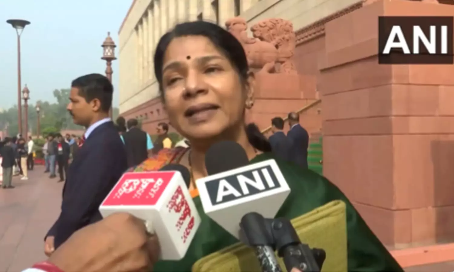 விபி-ஜி ராம் ஜி மசோதா கிராமப்புற மக்களுக்கு முற்றிலும் எதிரானது- கனிமொழி எம்.பி விபி-ஜி ராம் ஜி மசோதா கிராமப்புற மக்களுக்கு முற்றிலும் எதிரானது- கனிமொழி எம்.பி