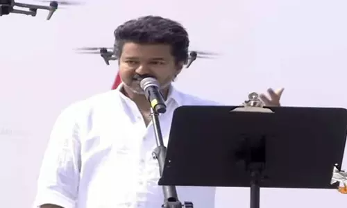 இந்த விஜயை  மக்கள் ஒருநாளும் கைவிடமாட்டார்கள்- விஜய் பேச்சு