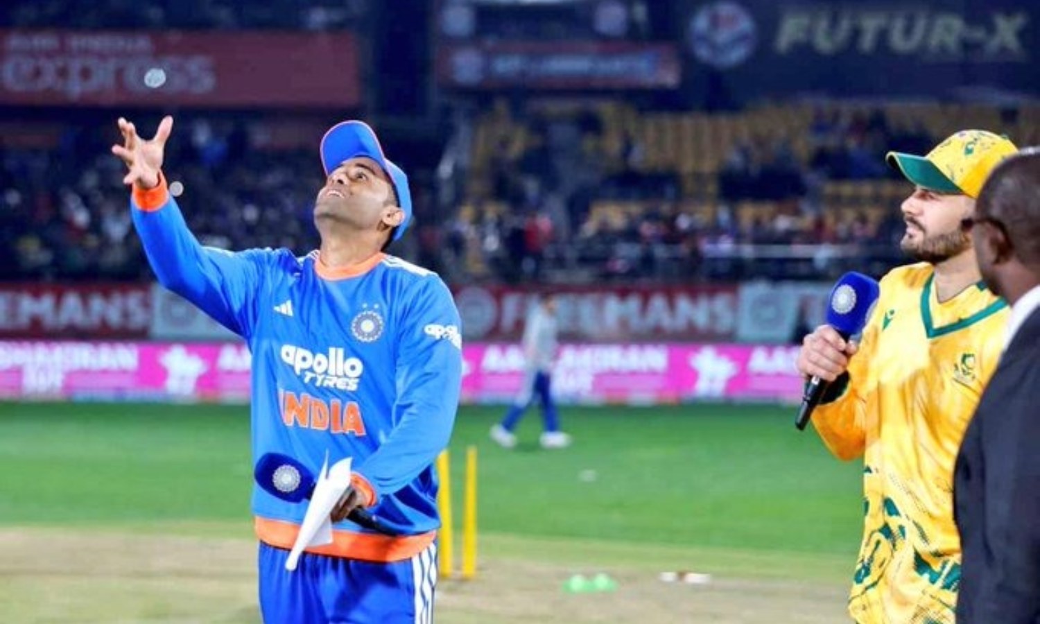 தென்னாப்பிரிக்காவுக்கு எதிரான கடைசி டி20 - 3 மாற்றங்களுடன் இந்தியா முதலில் பேட்டிங்!