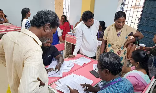 வரைவு வாக்காளர் பட்டியல் வெளியீடு- கோவையில் 6.50 லட்சம்; சேலத்தில் 3.62 லட்சம் வாக்காளர்கள் நீக்கம்