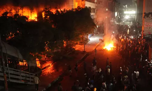 மாணவர் அமைப்பு தலைவர் சுட்டுக்கொலை- வங்காளதேசத்தில் மீண்டும் வன்முறை