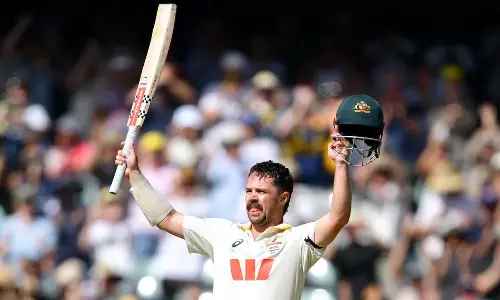 அடிலெய்டு டெஸ்ட்: பிராட்மேனின் சாதனையை சமன் செய்தார் டிராவிஸ் ஹெட்