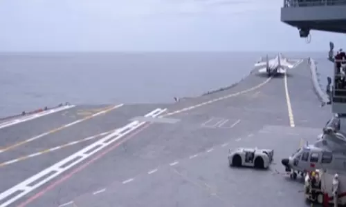 வானில் வட்டமிட்ட சீன போர் விமானங்கள்: எச்சரிக்கை விடுத்த தைவான்