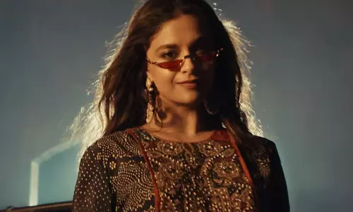 ரிவால்வர் ரீட்டா படத்தின் ஓடிடி ரிலீஸ் அப்டேட்