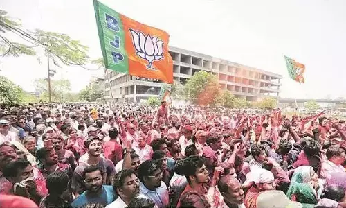 மகாராஷ்டிரா உள்ளாட்சி தேர்தல்: பா.ஜ.க அமோக வெற்றி- 98 நகராட்சிகளில் முன்னிலை