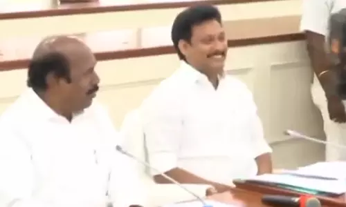 அரசு ஊழியர்கள், ஆசிரியர் சங்கங்களின் பிரதிநிதிகளுடன் அமைச்சர்கள் பேச்சுவார்த்தை