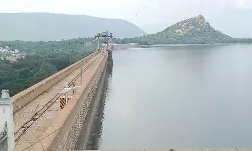 மேட்டூர் அணை நீர்மட்டம் 109.72 அடியாக குறைந்தது