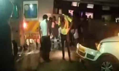 கடலூரில் பயங்கர விபத்து: கார்கள் மீது அரசு பேருந்து மோதியதில் 9 பேர் உயிரிழப்பு