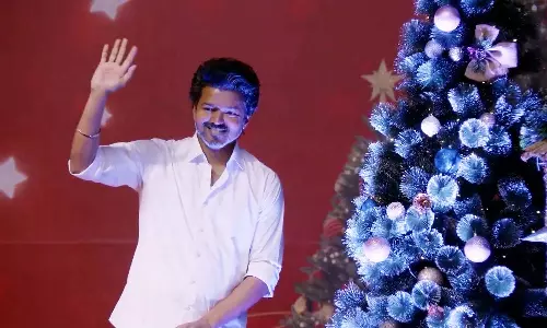 இனிய கிறிஸ்துமஸ் பெருவிழா நல்வாழ்த்துகள்- த.வெ.க. தலைவர் விஜய்