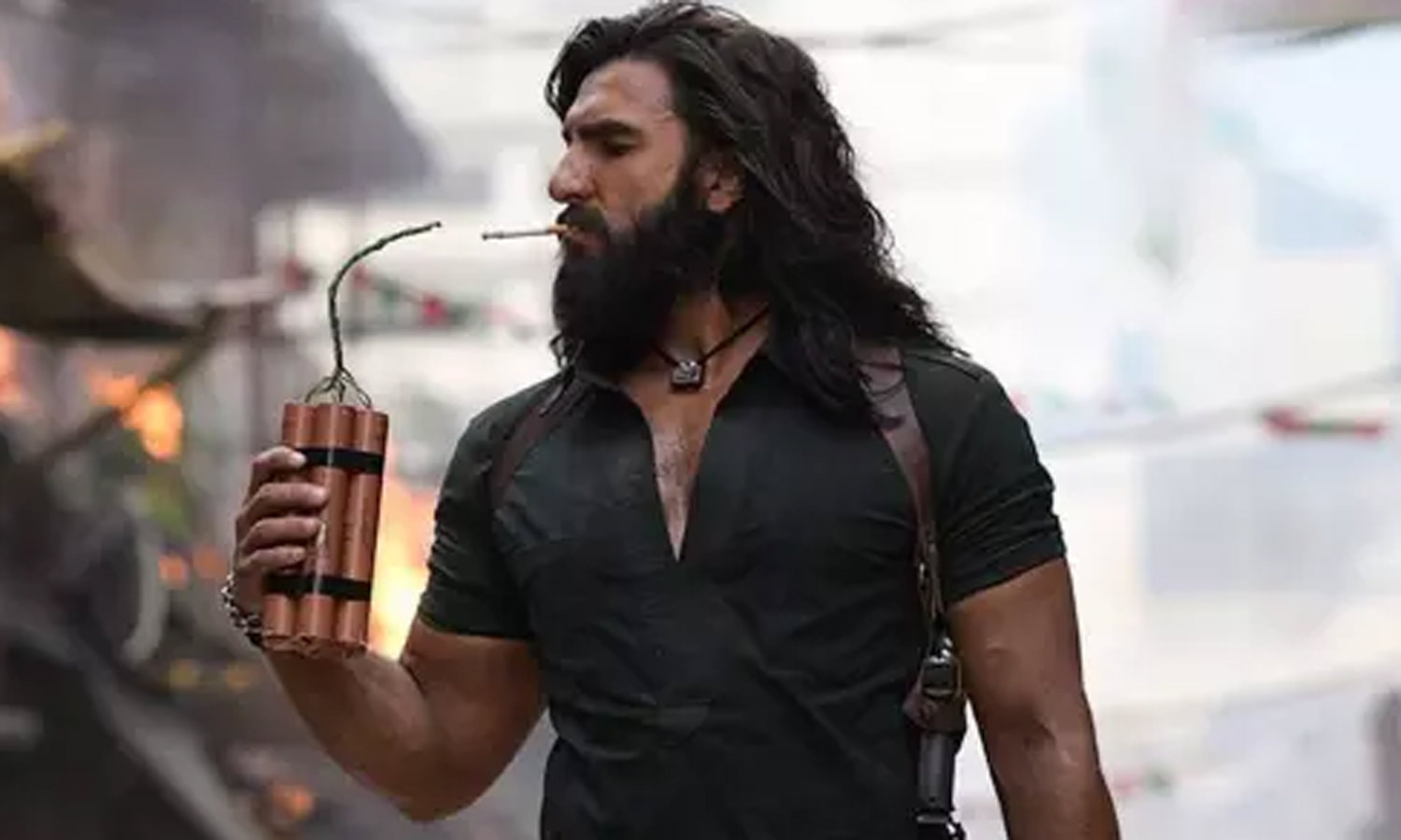 ரூ.1,000 கோடி வசூலை வாரிக் குவித்து சாதனை படைத்த துரந்தர்