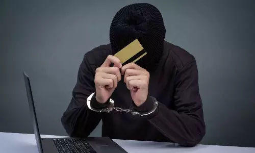 ஆன்லைனில் கைது என மிரட்டல்: ரூ.90 லட்சத்தை இழந்த திருச்சி அரசு அதிகாரி