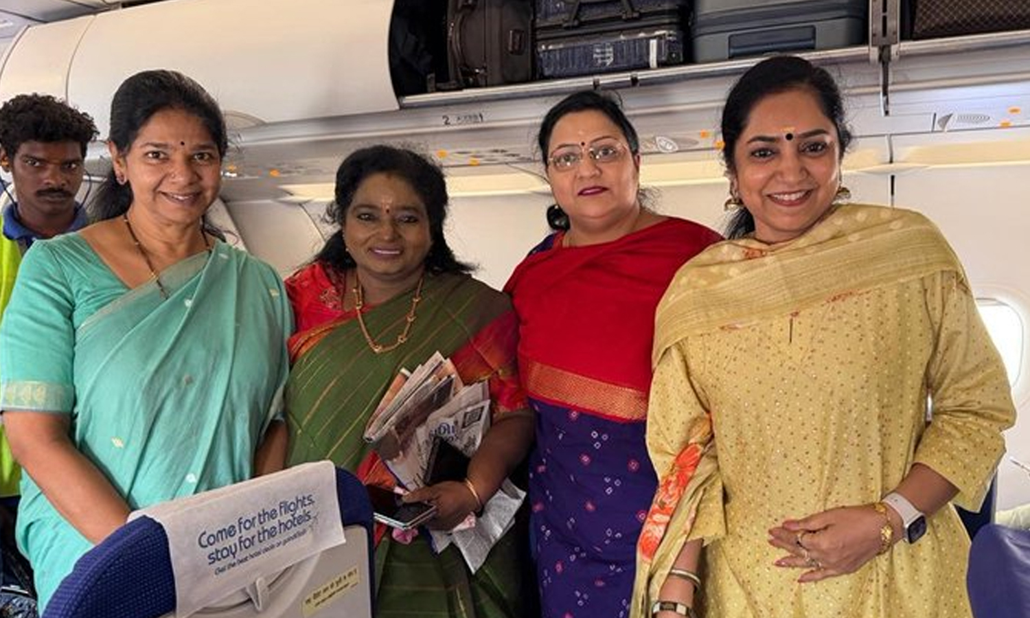 தமிழிசையுடன் புகைப்படம்.. 