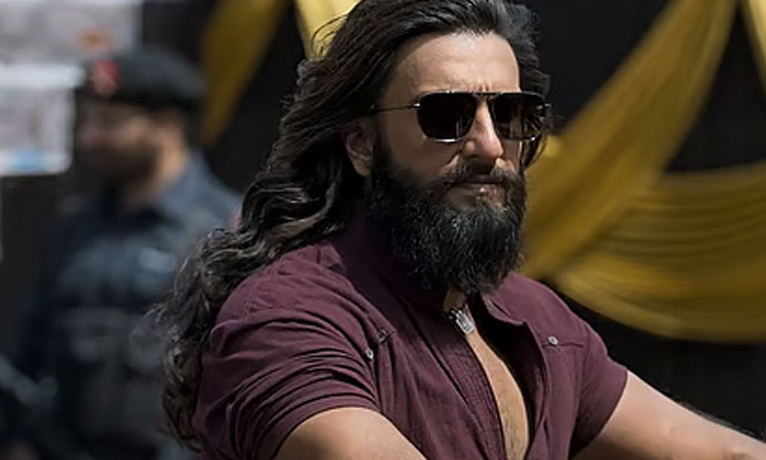 வசூல் வேட்டையில் 'துரந்தர்'- படக்குழு வெளியிட்ட போஸ்டர்