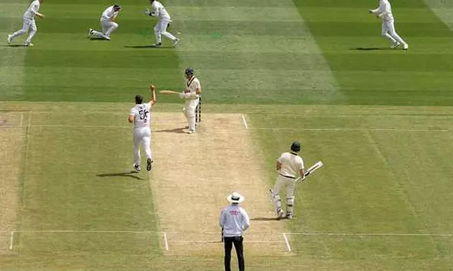 மெல்போர்ன் டெஸ்ட் ஆடுகளம் திருப்தியற்றது- தகுதி இழப்பு புள்ளி விதித்து ஐ.சி.சி. நடவடிக்கை மெல்போர்ன் டெஸ்ட் ஆடுகளம் திருப்தியற்றது- தகுதி இழப்பு புள்ளி விதித்து ஐ.சி.சி. நடவடிக்கை