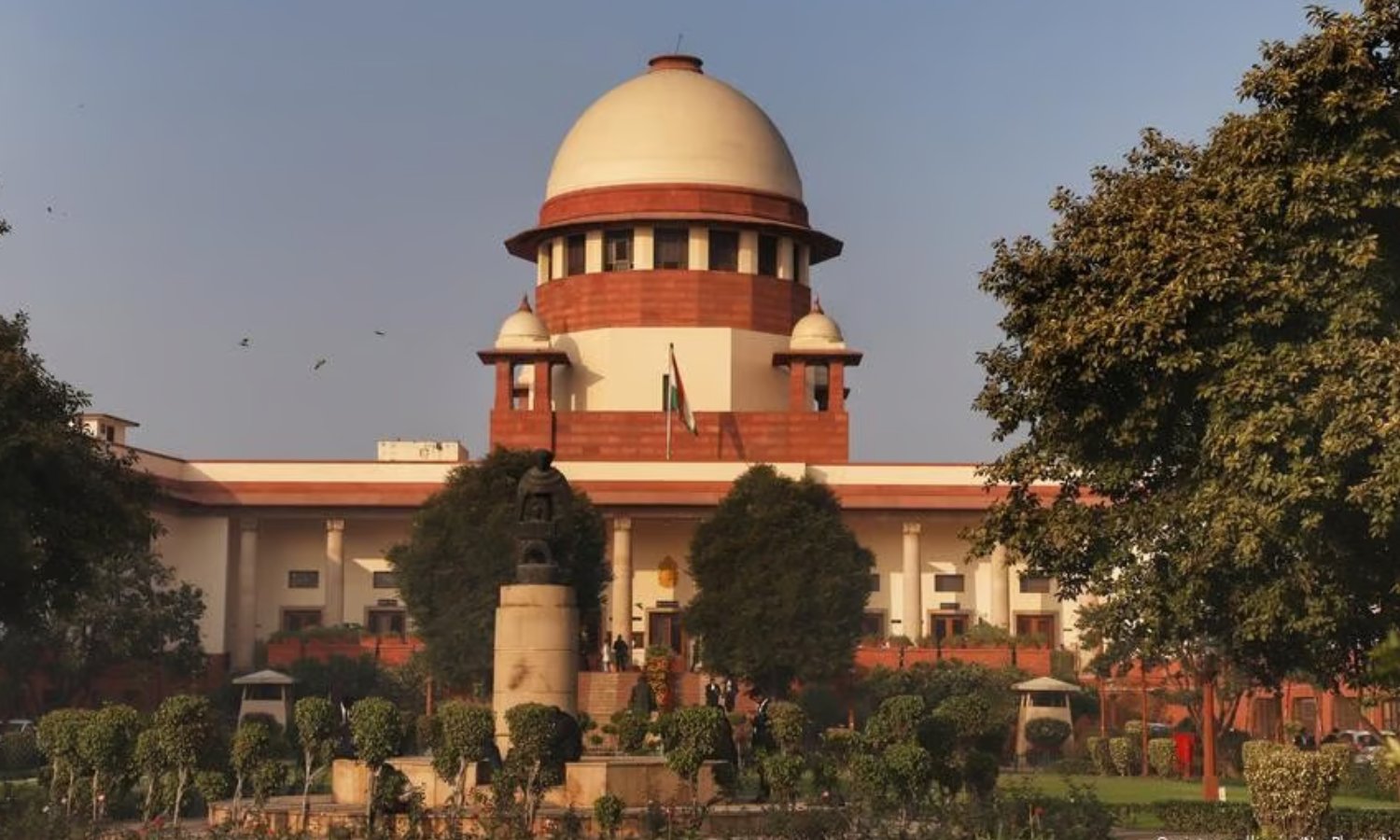 'வாதாட எடுத்துக்கொள்ளும் நேரத்தை வழக்கறிஞர்கள் முதல்நாளே தெரிவிக்க வேண்டும்' - உச்ச நீதிமன்றம்