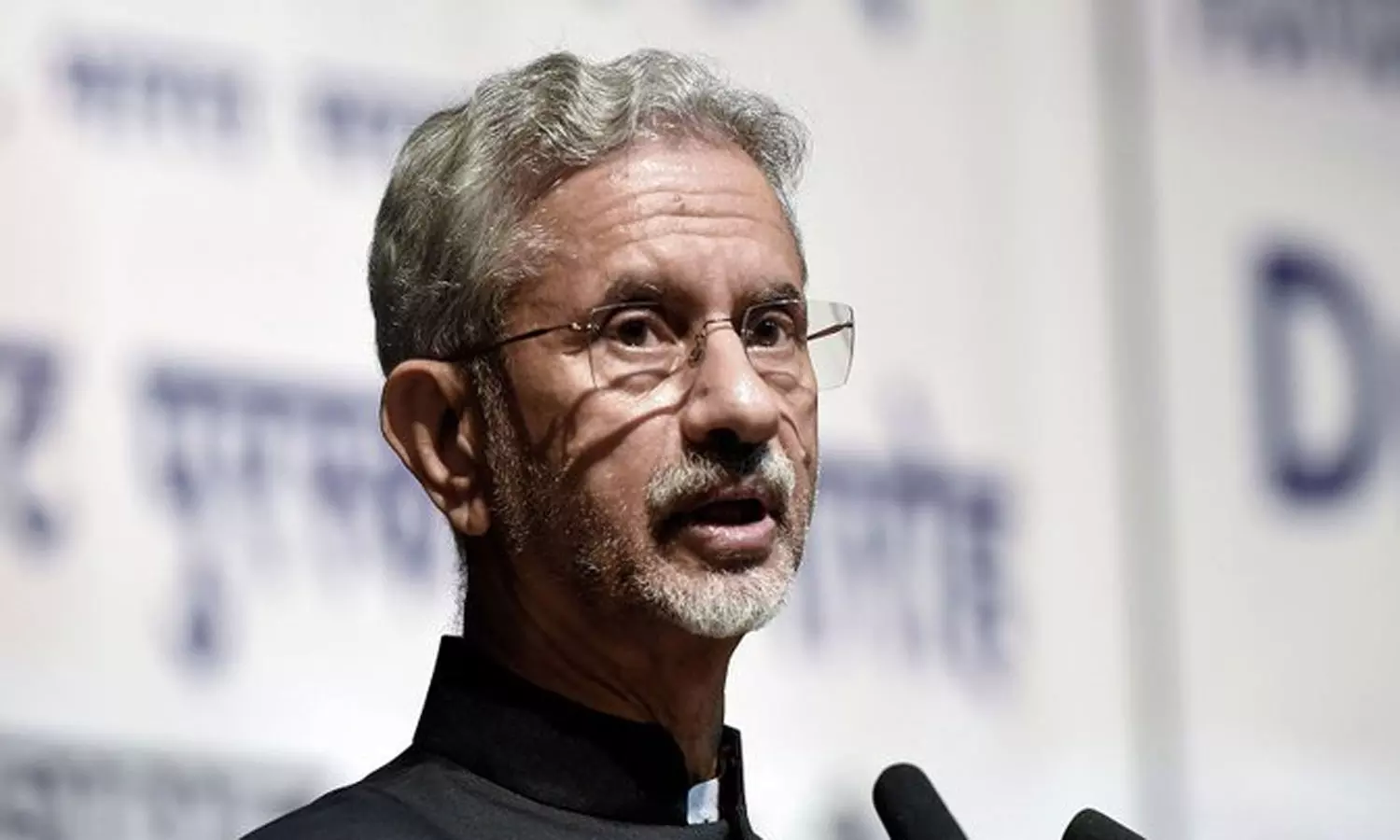 வங்கதேசம்: கலிதா ஜியா இறுதிச்சடங்கில் பங்கேற்கிறார் ஜெய்சங்கர் வங்கதேசம்: கலிதா ஜியா இறுதிச்சடங்கில் பங்கேற்கிறார் ஜெய்சங்கர்