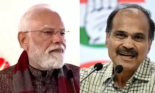 பெங்காலி பேசும் குடிபெயர்ந்தவர்கள் மீது தாக்குதல் விவகாரம்: பிரதமர் மோடியை சந்தித்த காங்கிரஸ் தலைவர்