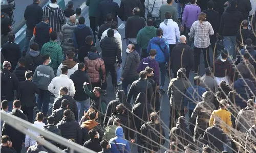 நாணய மதிப்பு சரிவு எதிரொலி: ஈரானில் தொடரும் மக்கள் போராட்டம்