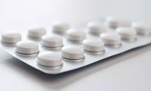 காய்ச்சல், வலி நிவாரணத்துக்கு பயன்படுத்தும் நிம்சுலைடு மருந்துக்கு மத்திய அரசு தடை