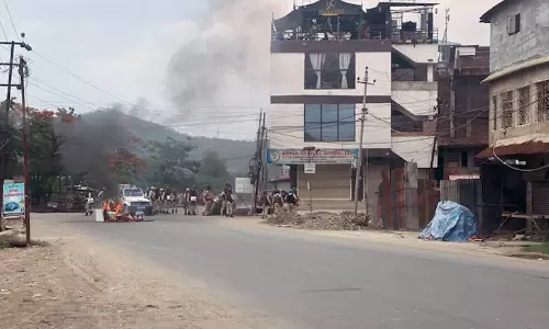 மணிப்பூர்: வன்முறையால் இடம்பெயர்ந்த 10,000 பேர் மீள்குடியேற்றம்