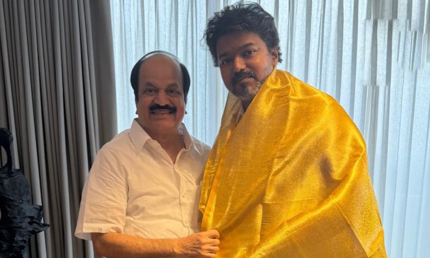 தவெகவில் இணைந்த முன்னாள் சட்டமன்ற உறுப்பினர்... ஷாக்கில் ஓபிஎஸ்!