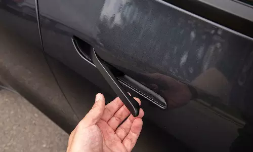 EV கார்களில் ஸ்மார்ட் டோர் ஹேண்டில்கள்- சீனா எடுத்த அதிரடி முடிவு