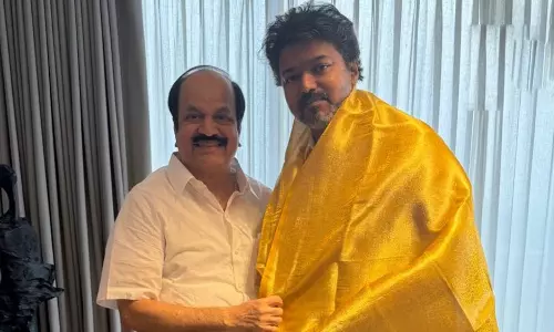 தவெகவில் இணைந்த முன்னாள் சட்டமன்ற உறுப்பினர்... ஷாக்கில் ஓபிஎஸ்!