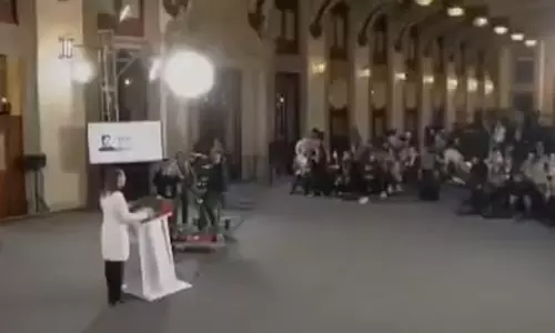 மெக்சிகோவில் 6.5 ரிக்டரில் நிலநடுக்கம்: தடைபட்ட அதிபரின் செய்தியாளர் சந்திப்பு