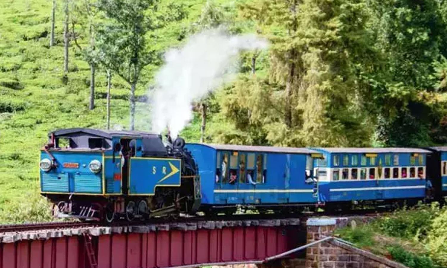 மேட்டுப்பாளையம்-ஊட்டி மலை ரெயில் இன்று 2-வது நாளாக ரத்து