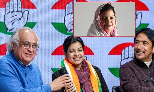 காங்கிரஸ் கட்சிக்கு திரும்பினார் திரிணாமுல் காங்கிரஸ் மாநிலங்களவை எம்.பி. மவுசம் நூர்