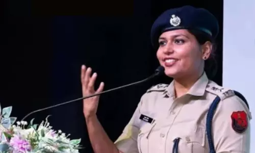 புதுச்சேரியில் விஜய் பங்கேற்ற பொதுக்கூட்டத்தில் பரபரப்பை ஏற்படுத்திய போலீஸ் அதிகாரி இடமாற்றம்