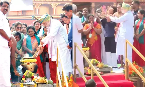 பொங்கல் விழாவில் அமித் ஷா பங்கேற்பு - பெண்கள் குடும்பத்துடன் திரண்டு உற்சாகம்