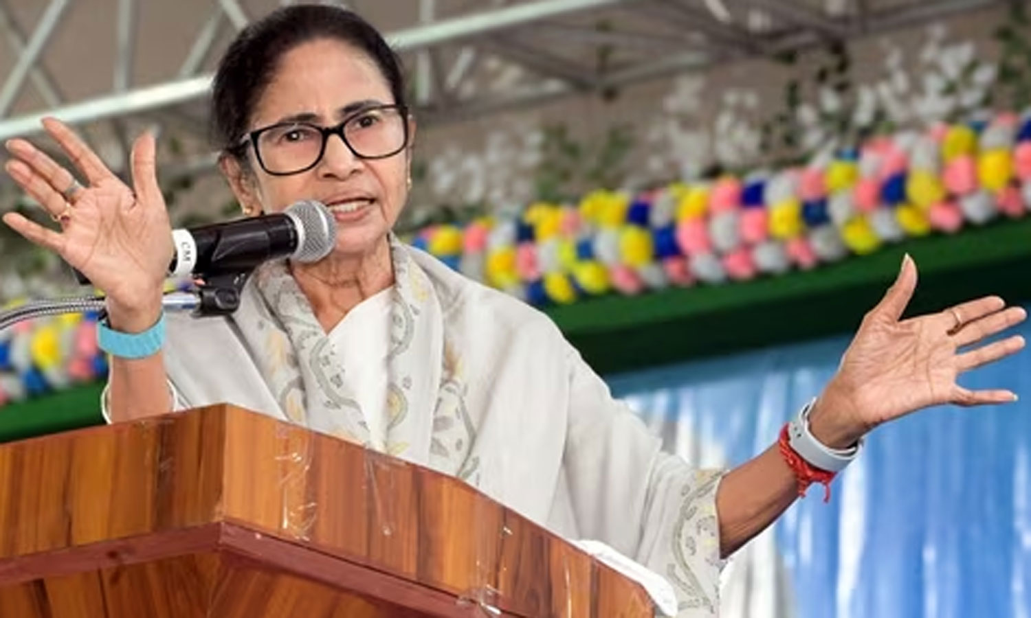 SIR எதிர்த்து சுப்ரீம் கோர்ட்டில் மம்தா கட்சி மனுதாக்கல்